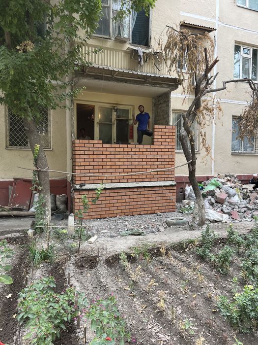 Balkongaa gisht teramiza