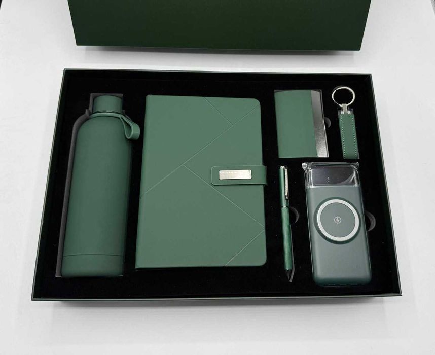 Корпоративные подарочные наборы ( брендированные вашим лого )