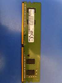 Оперативная память Samsung DDR4 на 4 ГБ