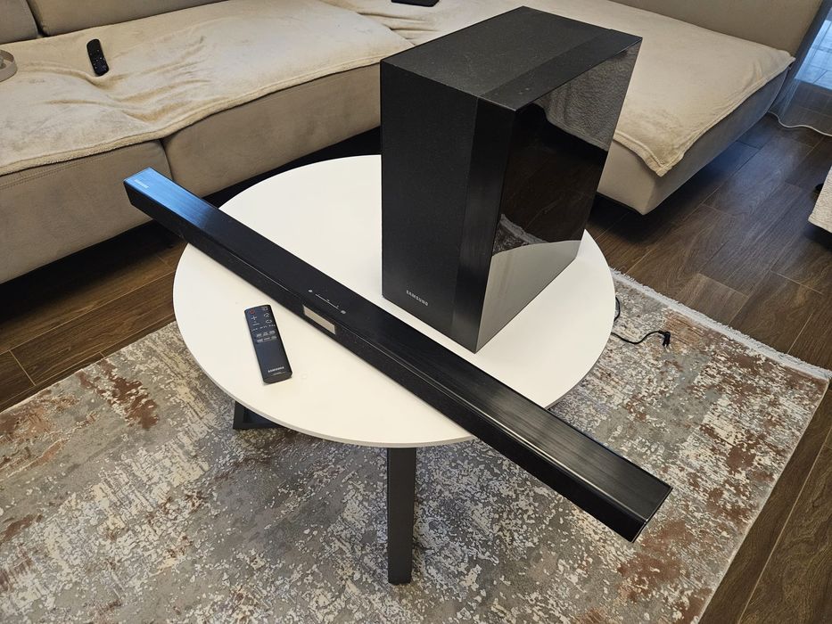 Vand Soundbar Samsung HW-J450