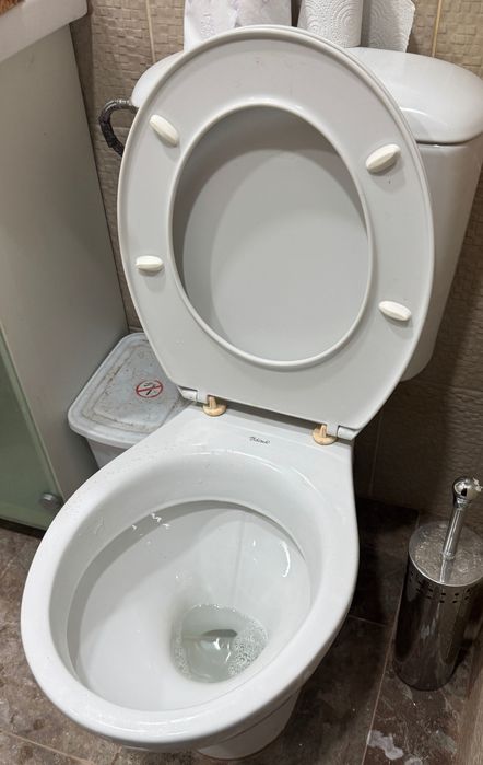 Тоалетна моноблок Видима