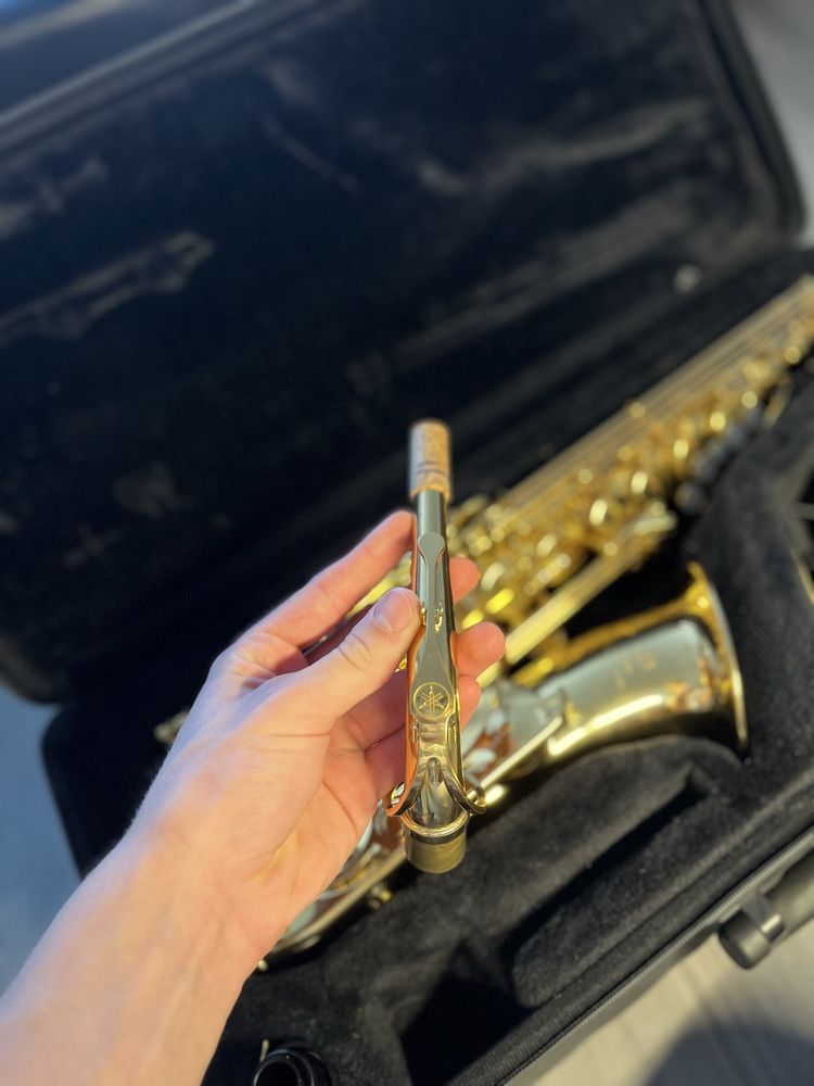 Saxofon alto Yamaha – stare perfectă + muștiuc Vandoren