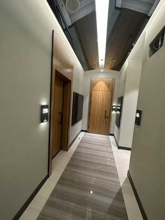 Nest One, 3-комн., 74 м², черновая, 15/51, вид на Hilton и парк`