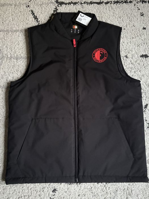 Оригинален елек на Фейенорд, Castore