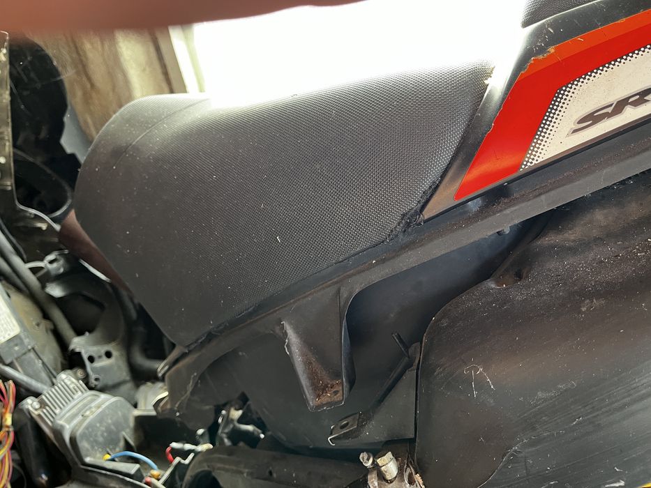 Dezmembrez Aprilia Sr50 Ditech