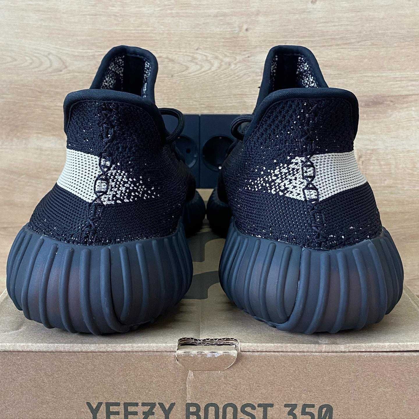Yeezy Boost 350 V2 Black-White 39EUR