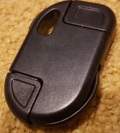 Cablu de incarcare tip breloc USB-MicroSD