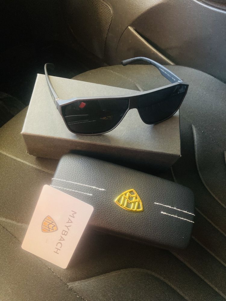 Maybach ochki sotiladi