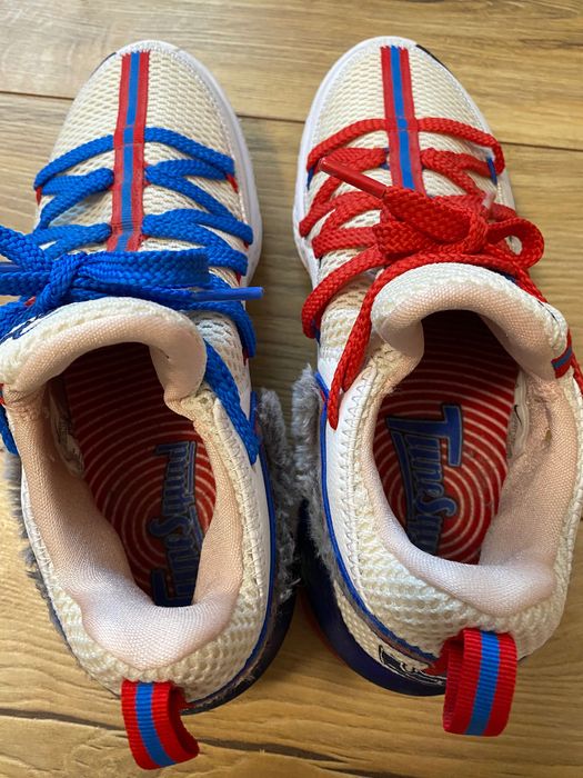 NIKE LeBron 17 LOW TUNE SQUAD-adidasi , stare foarte buna , dame , 40