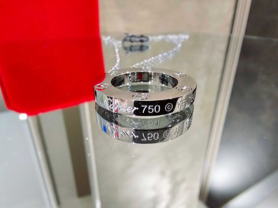 CARTIER Love White Gold Large Pendant Дамскo Колие