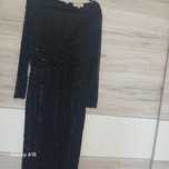 Vand rochie neagra din broderie cu pietre