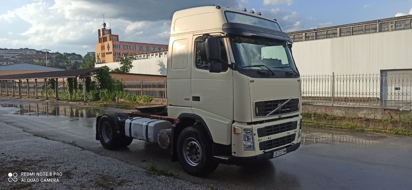 Продавам влекач Volvo 480