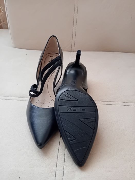 Дамски обувки официални.