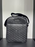 Goyard sumka.
