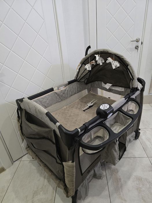 Новая кроватка манеж