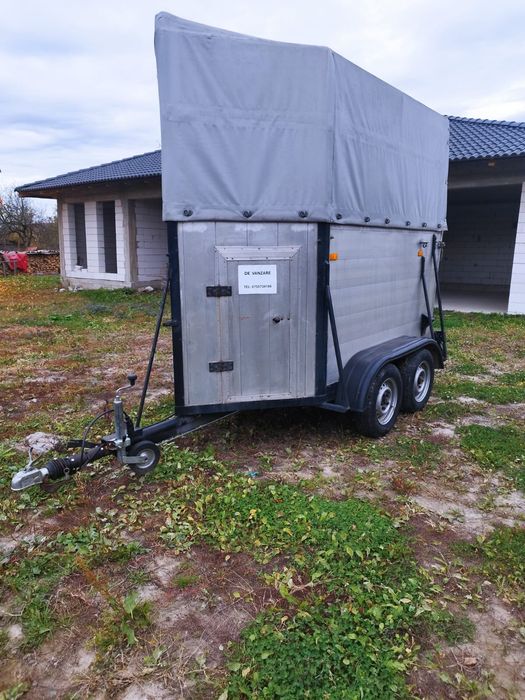 Vând sau schimb cu animale