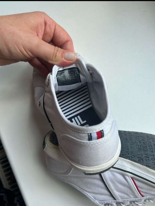 Sneakers Tommy Hilfiger pentru copiii nr 33/34