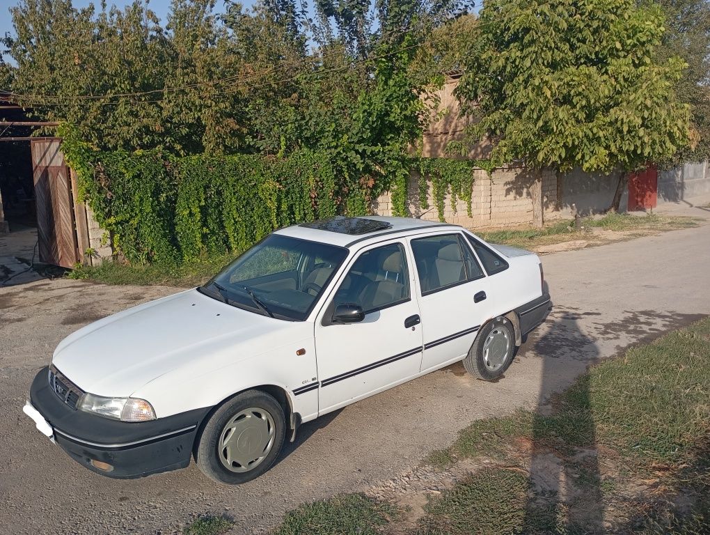 NEXIA 1 sotiladi