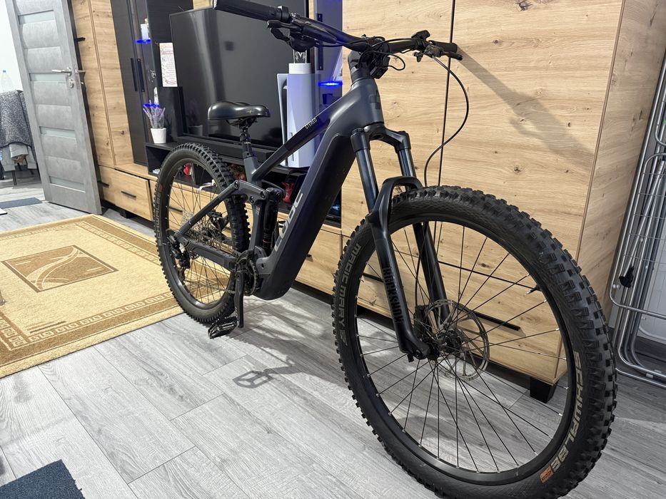 Devanzare Mtb/Bicicleta electrica  full suspesio   Cube stereo 750W