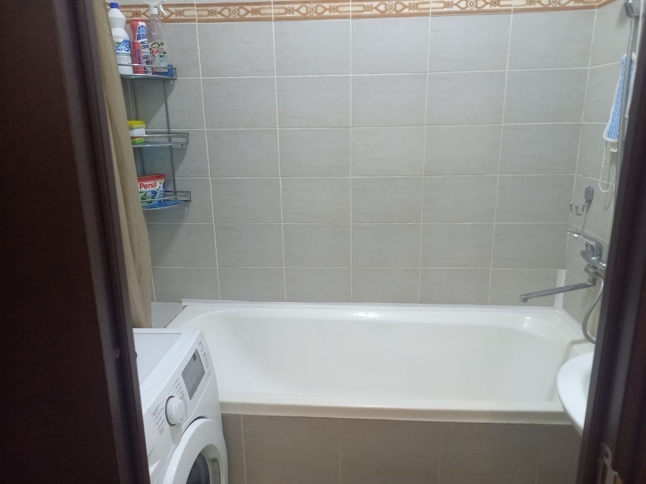 Sergeli 8 hududa uy sotiladi