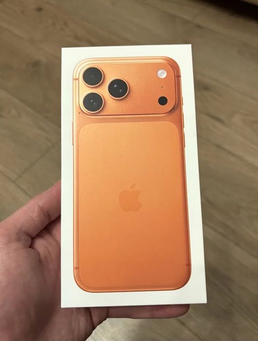 Iphone 17 pro 256gb orange CH/A