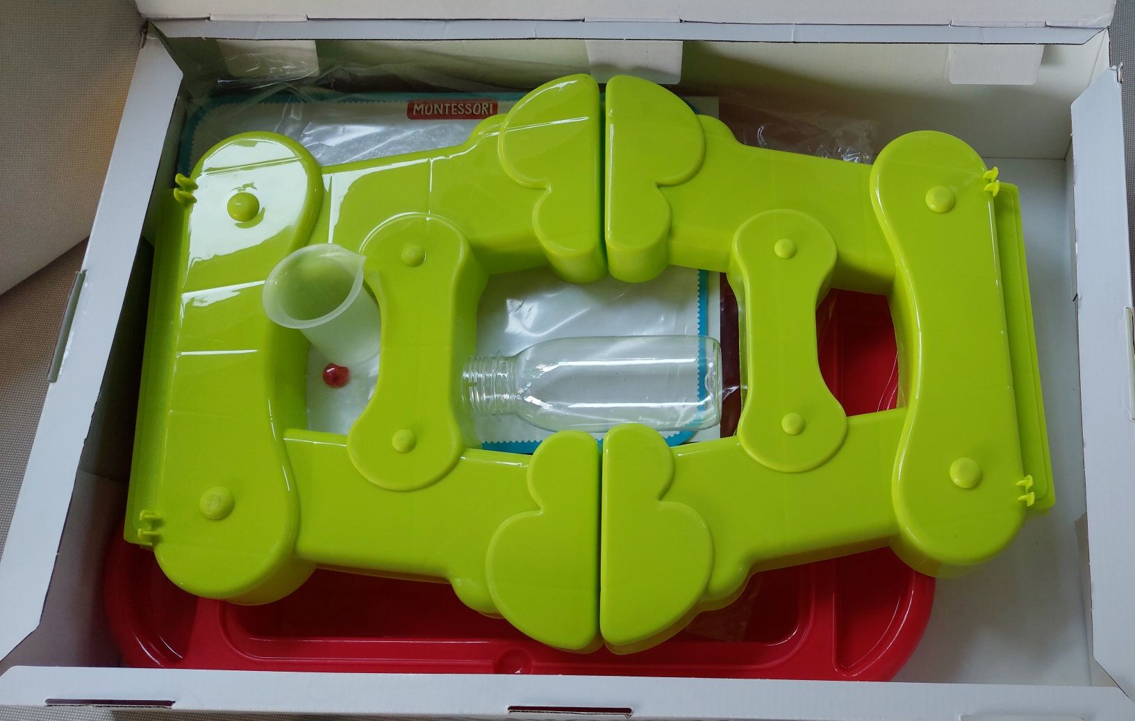 Masuta cu activitati Montessori