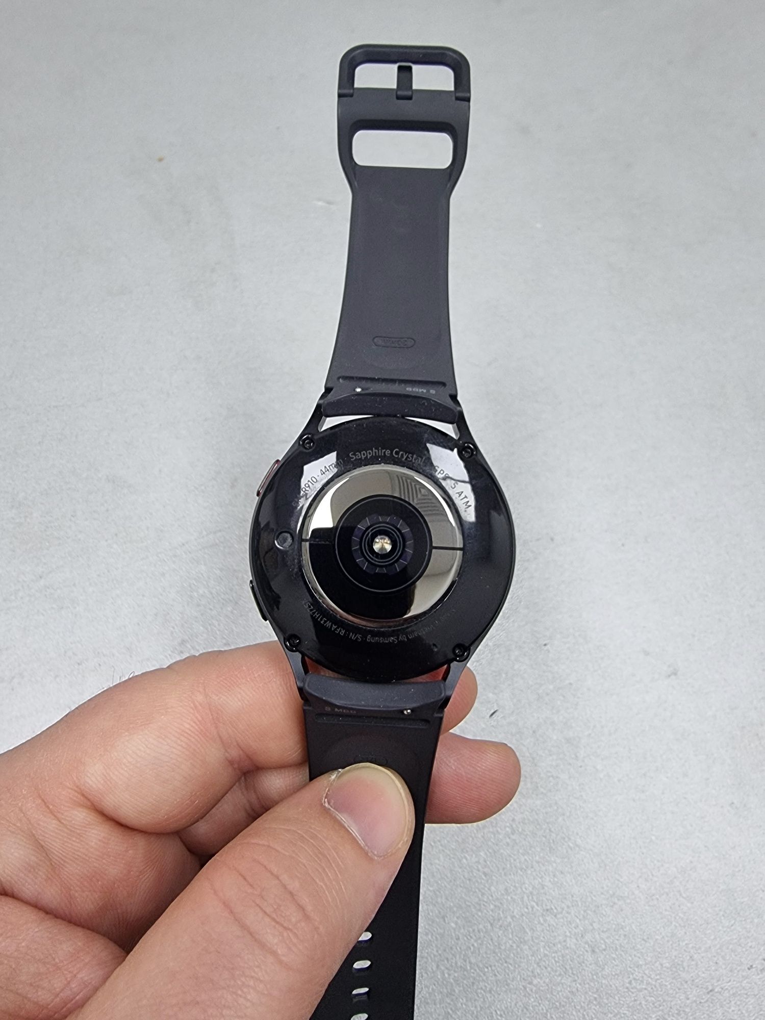 Продаются Galaxy Watch 5 44mm