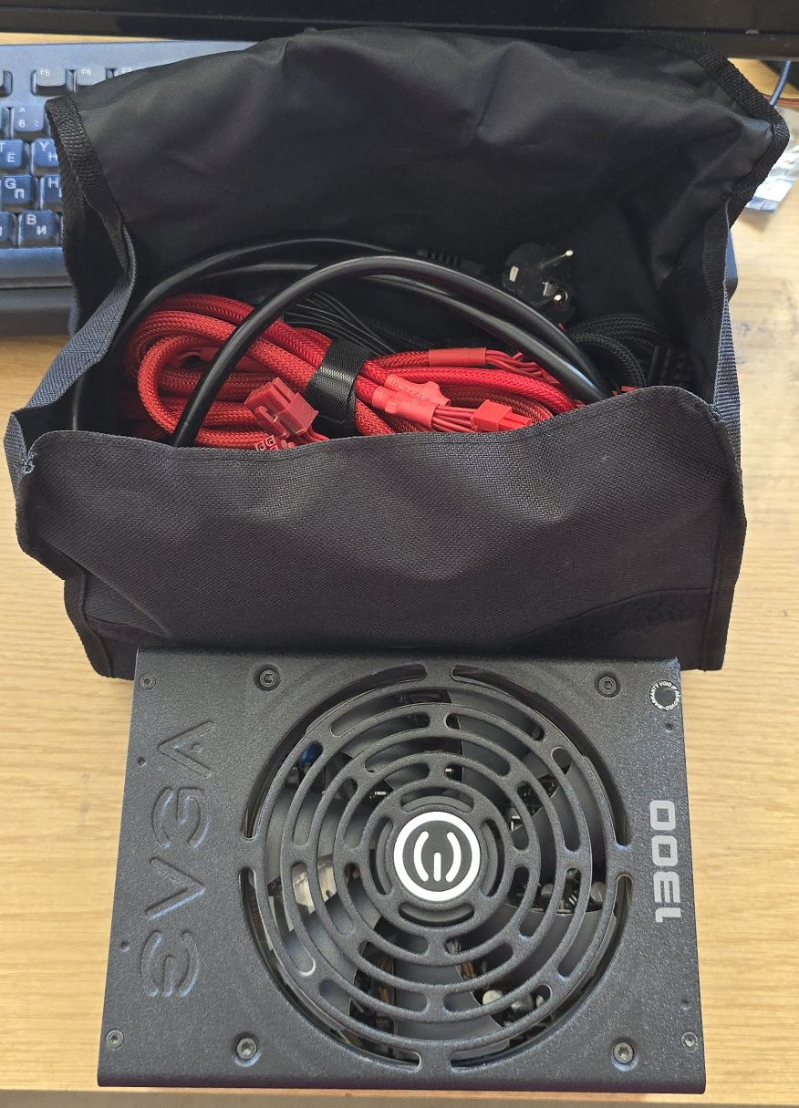 Модулно захранване EVGA Supernova G2 1300W, 80 Plus Gold