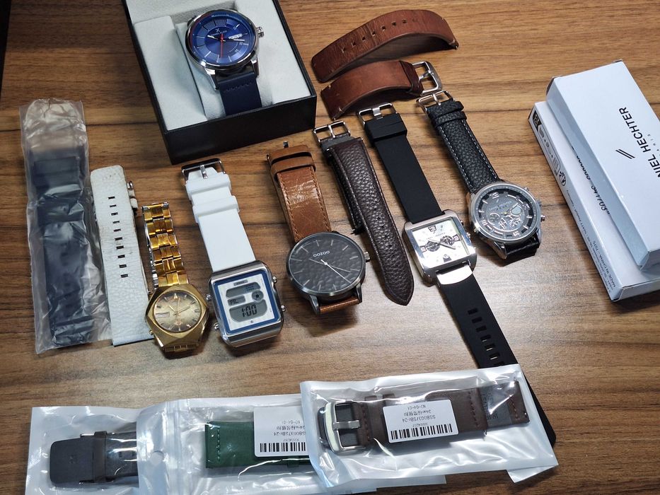 Часовници - Fossil, Orient, Daniel Klein, Daniel Hechter, Oozoo