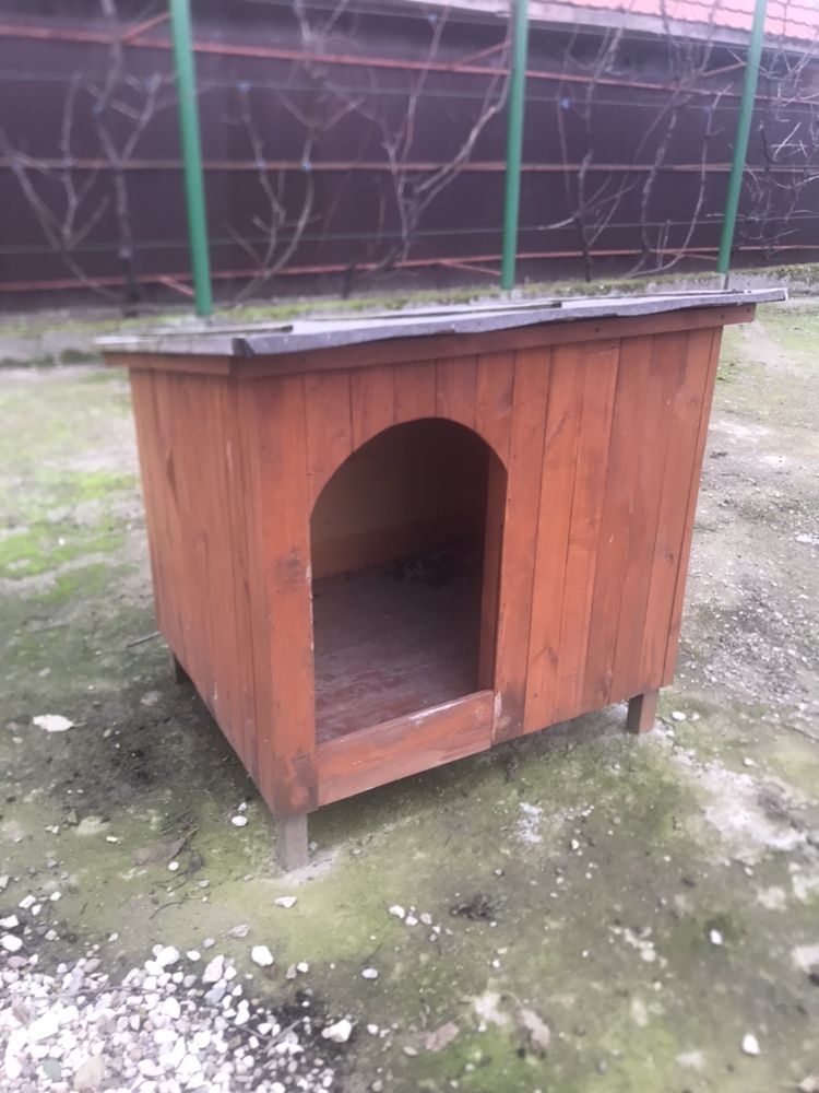 Cușca izolata pentru câini de talie mare