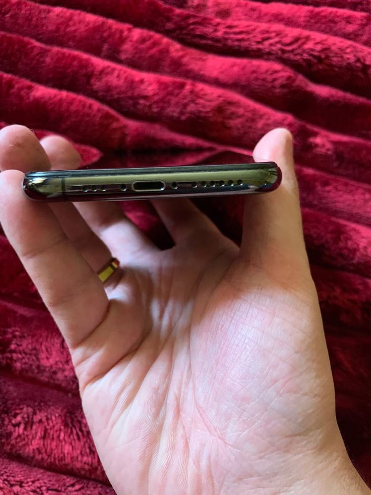 Iphone xs black 64gb