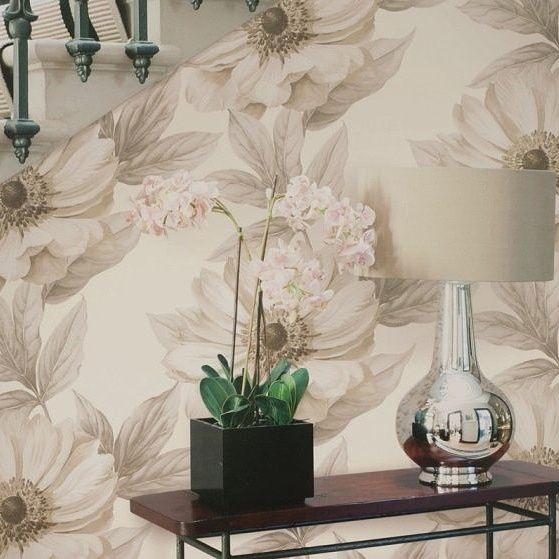 Поклейка обоев без швов  , эмульсия  колер , галтели  выравнивания сте