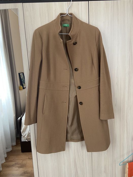 Ново вълнено бежово, карамелено, camel палто Benetton, размер IT 44