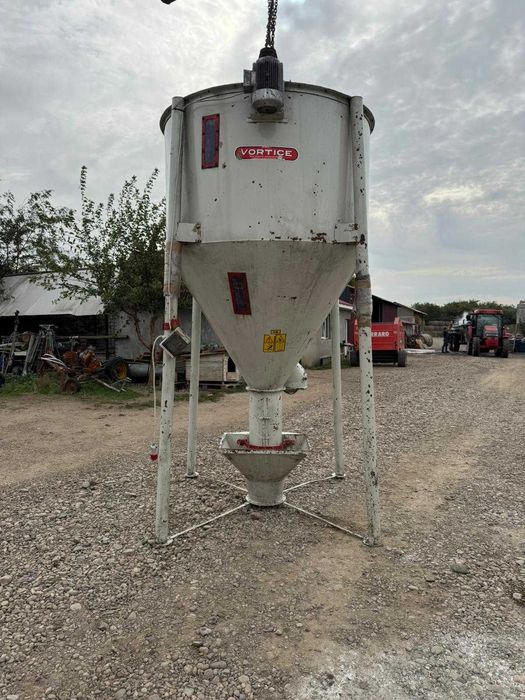 Amestecator cereale Mixer vertical 3 tone, motor electric 400 volti