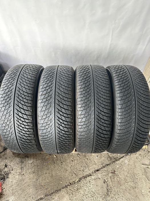 235/55/19 Michelin dot22