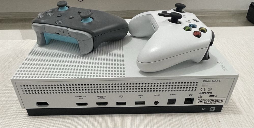 Xbox One S 500 GB