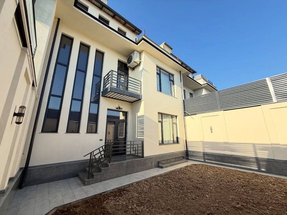 Продаётся Эксклюзивный Дом Шайхатохур Шофайиз 3,3 Соток