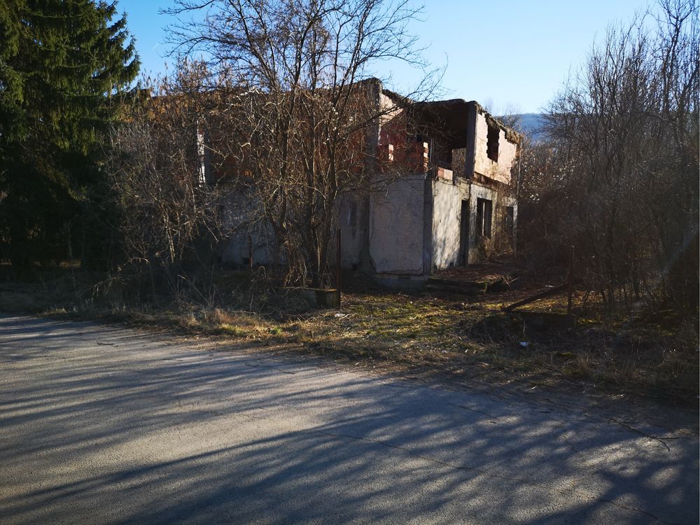 Къща в груб строеж