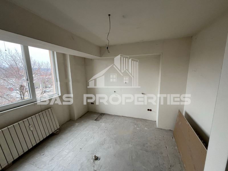 3-стаен в София-Красна поляна 2 площ 70