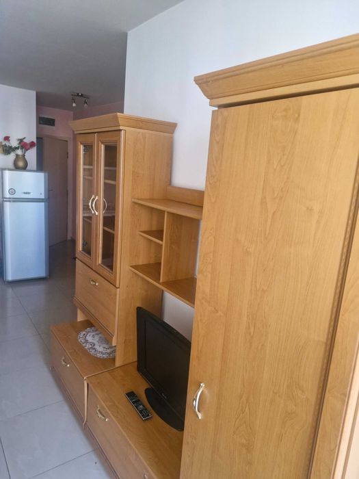 Продава се секция