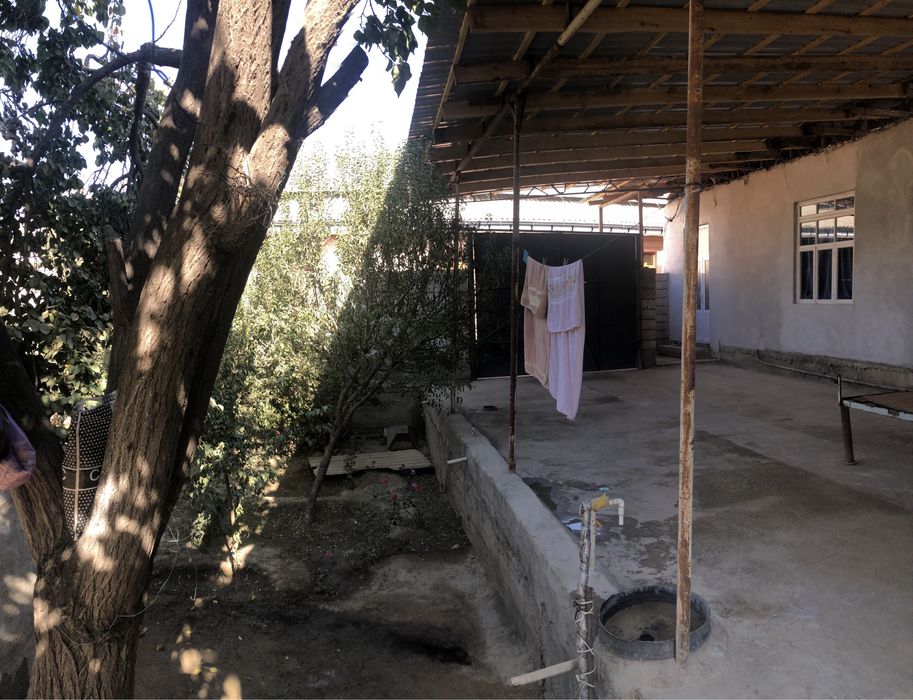 Navoiy shahar vakzal mira kochada 4xonali xovli sotiladi.