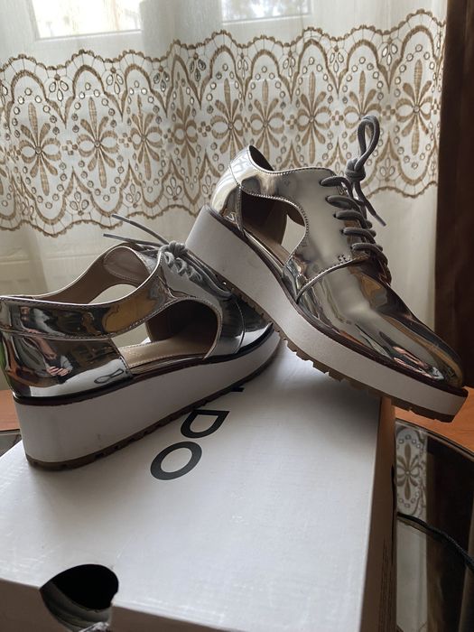 Pantofi Aldo noi