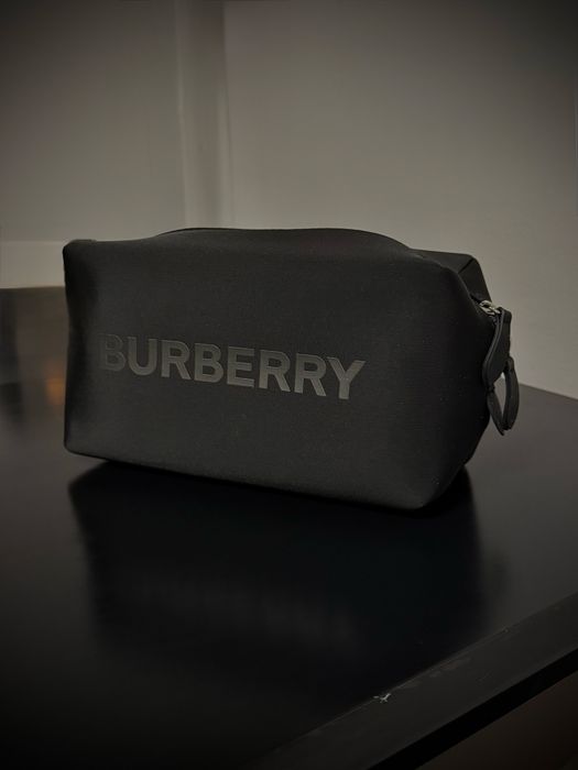 Portfard / geantă cosmetice BURBERRY originală – ediție limitată