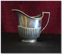 Антикварный сливочник, William Hutton & S, покрытие серебром, Англия