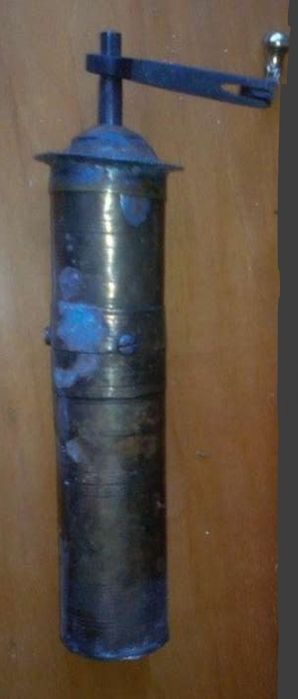 Rasnita manuala din alama