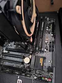 Части за компютър, Intel i7-7700k, 2x8 GB DDR4 RAM, 700W PWR,GTX1050Ti