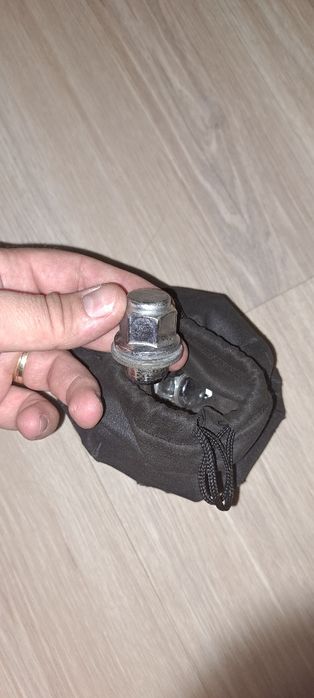 Jante toyota rav 4 2017  R 17 vand/schimb cu jante toyota R20