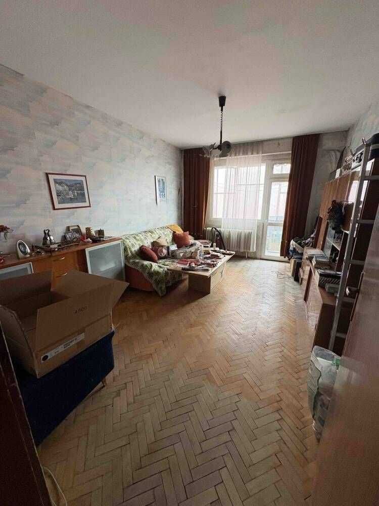 Продава се Тристаен апартамент в София, Младост 1 - 90 кв.м за 2556 €/кв.м - Снимка #1
