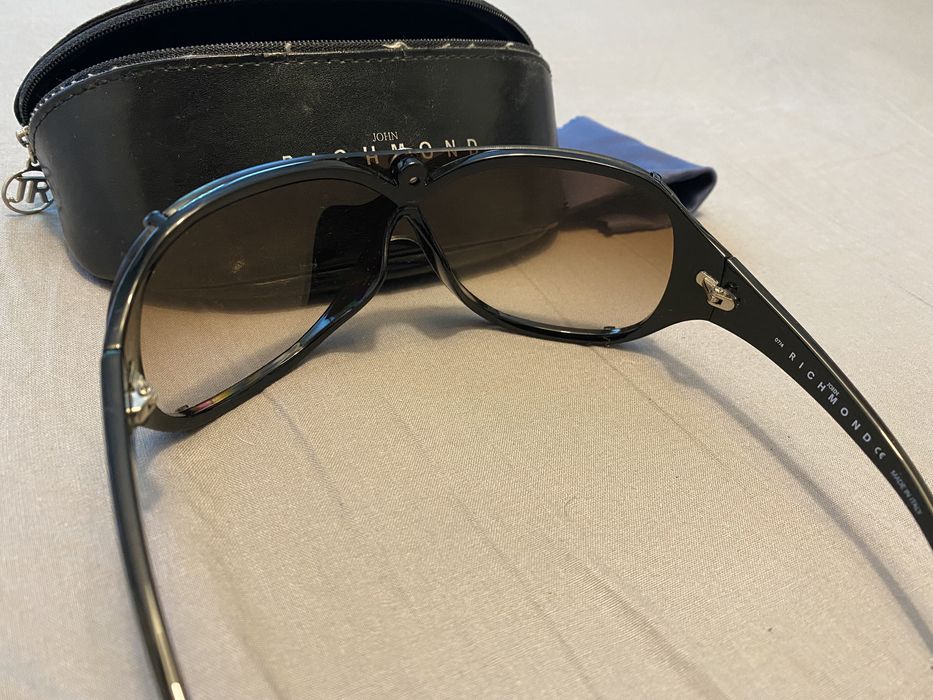 Слънчеви очила John Richmond