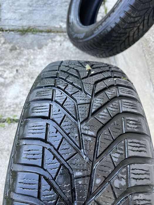 Anvelope iarna  215/60/r16